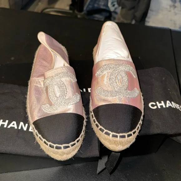 Chanel Espadrilles Sandal: pink, silver & black: EU SIZE 35 - Picture 2 of 6